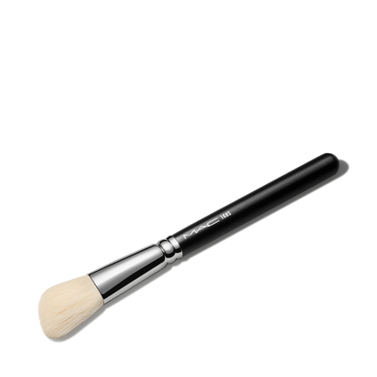168 Synthetic Large Angled Contour Brush - S7HK01