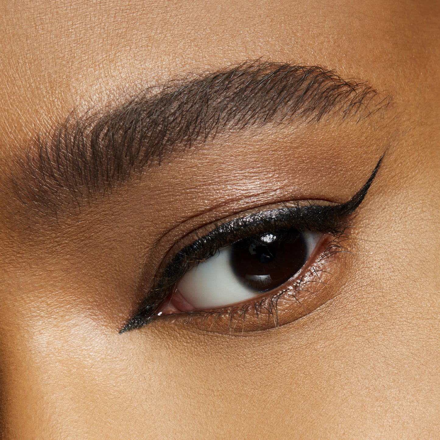 Brushstroke 24Hour Liner