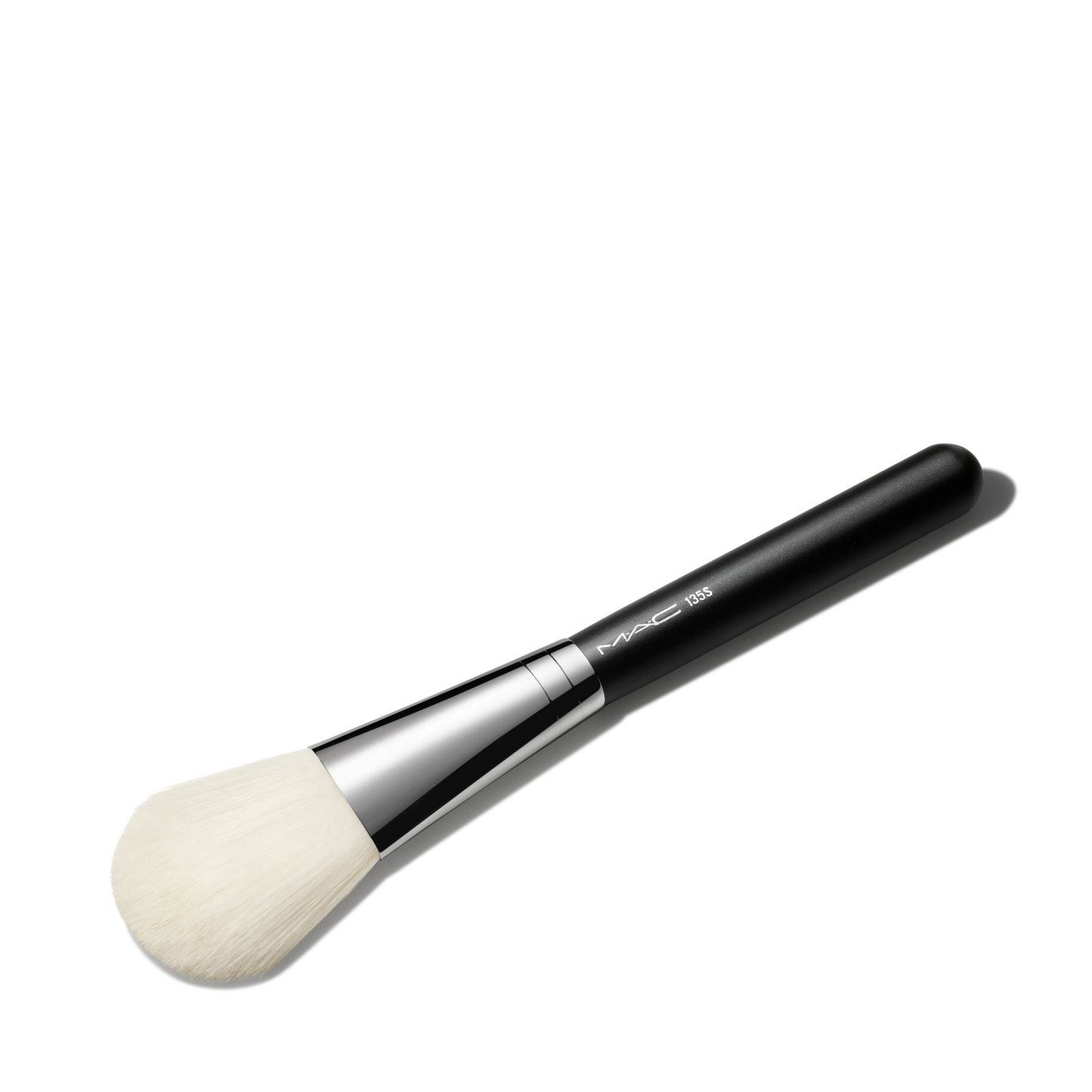 135 Synthetic Large Flat Powder Brush - S7HL01