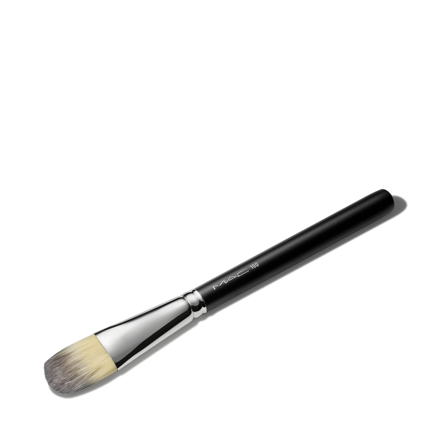 190 Synthetic Foundation Brush - M1EE01